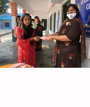 Training workshop for underprivileged women in October 2020.
